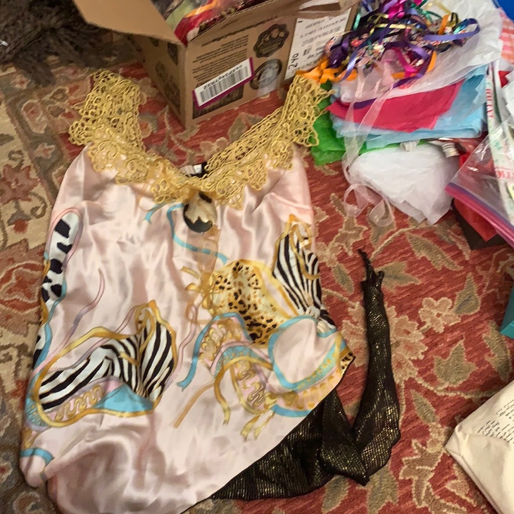 “Pick me” blouse